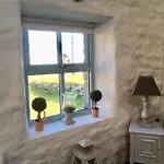 Holiday home The Old Beach Cottage, Achill Doogort