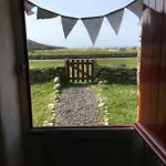 Holiday home The Old Beach Cottage, Achill